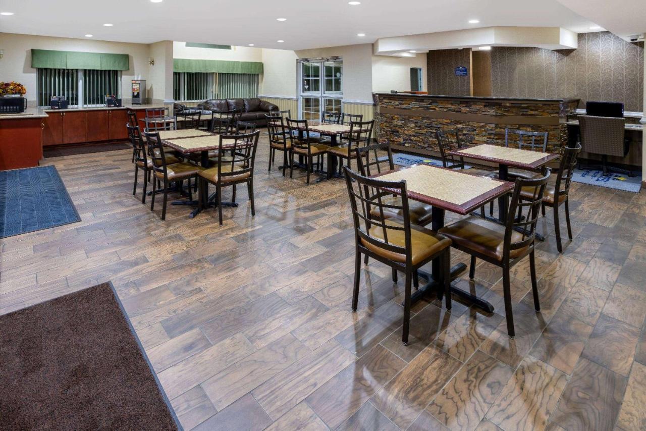 Microtel Inn And Suites - Σόλσμπερι Εξωτερικό φωτογραφία