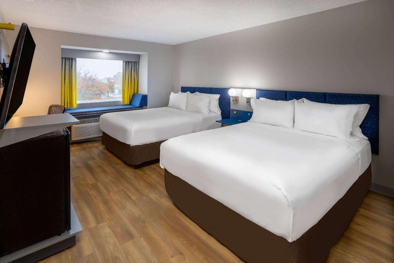 Microtel Inn And Suites - Σόλσμπερι Εξωτερικό φωτογραφία