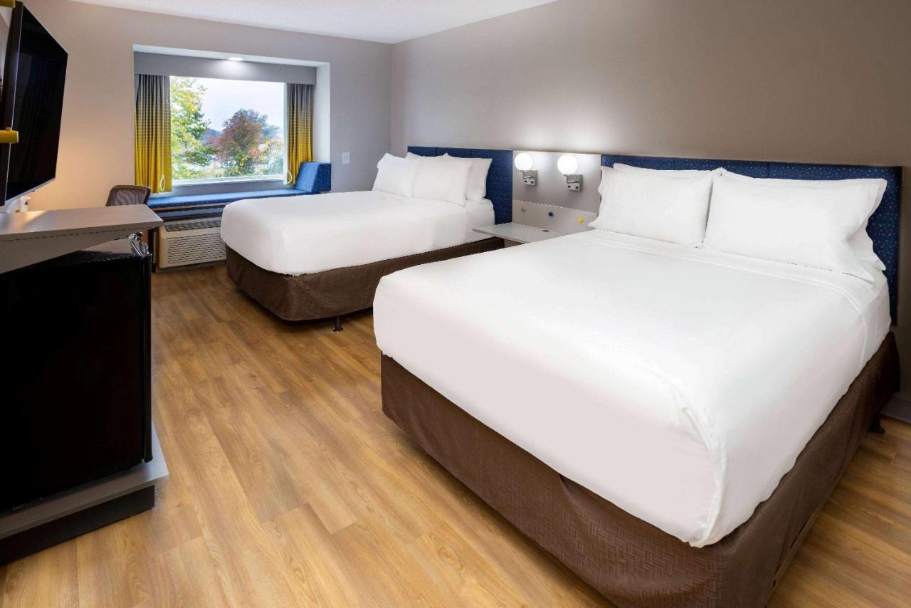 Microtel Inn And Suites - Σόλσμπερι Εξωτερικό φωτογραφία