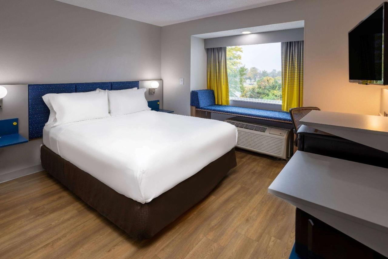 Microtel Inn And Suites - Σόλσμπερι Εξωτερικό φωτογραφία