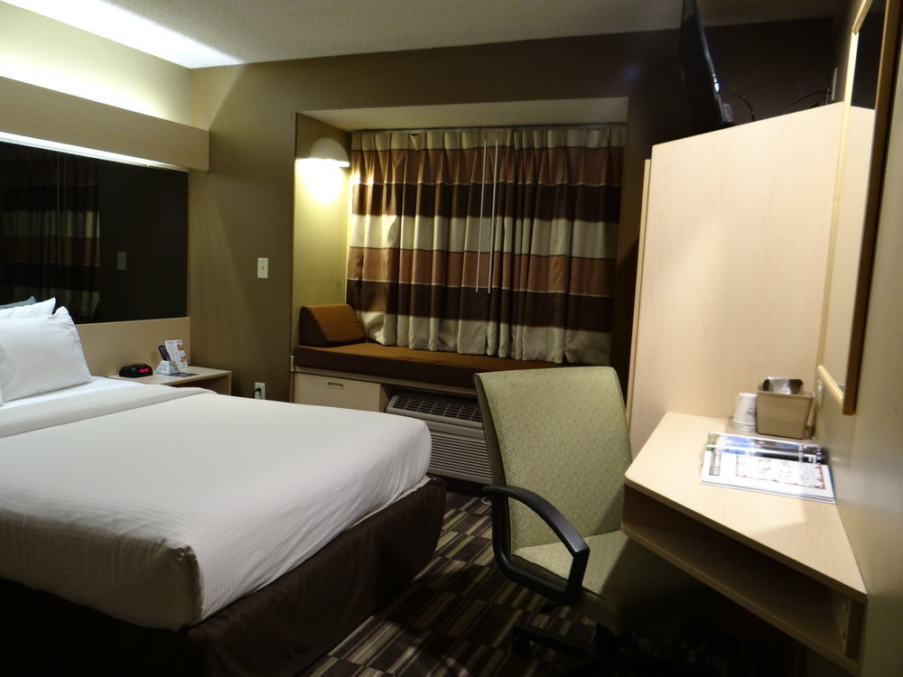 Microtel Inn And Suites - Σόλσμπερι Εξωτερικό φωτογραφία