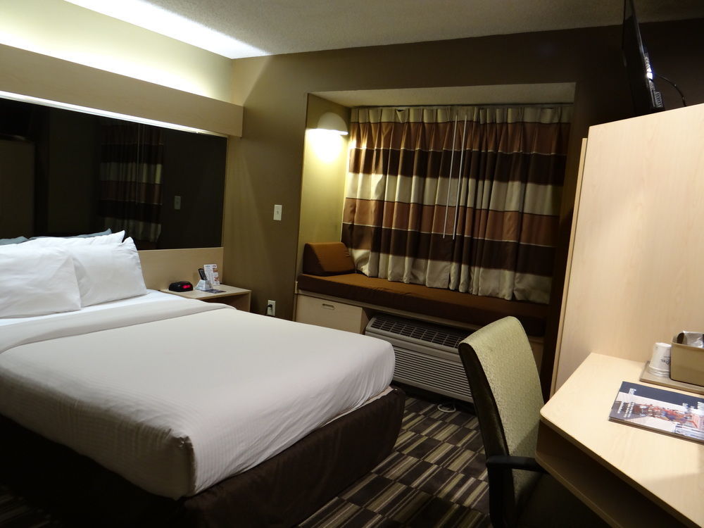 Microtel Inn And Suites - Σόλσμπερι Εξωτερικό φωτογραφία
