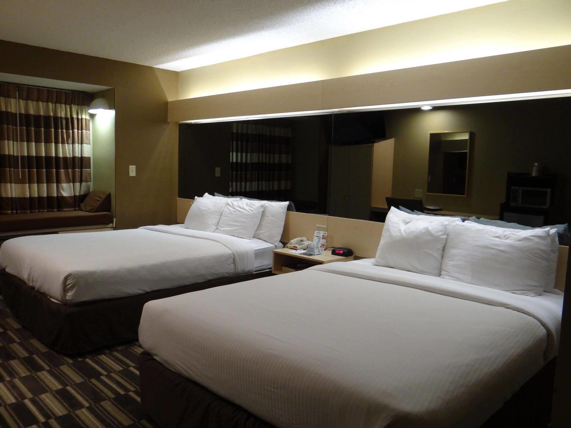 Microtel Inn And Suites - Σόλσμπερι Εξωτερικό φωτογραφία